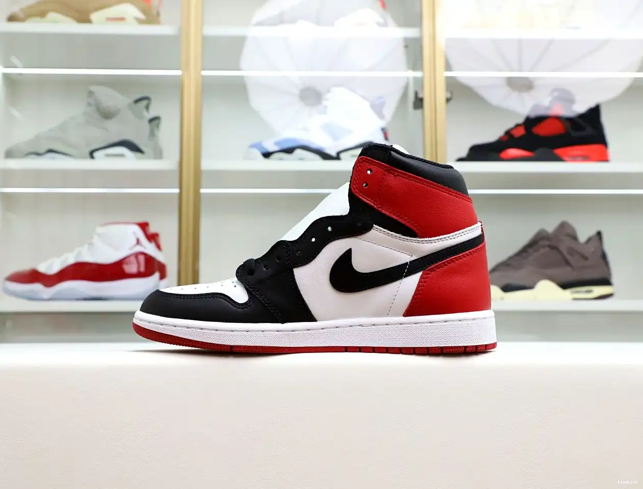 Air Toe Retro (2016) Jordan 1 Black 0402